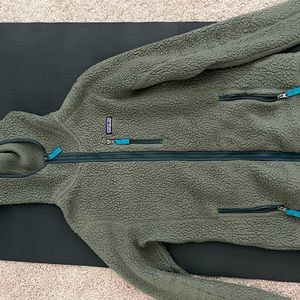 COPY - Women’s Patagonia jacket size L